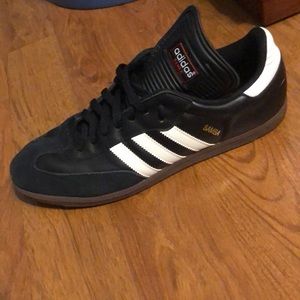 Adidas samba classic